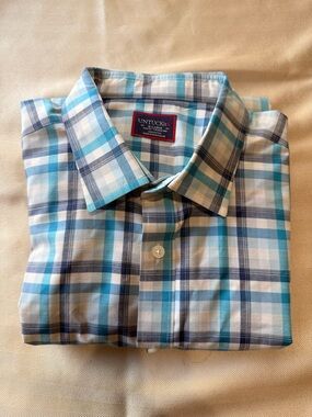 UNTUCKit Men’s Blue and White Plaid Button-Down Shirt